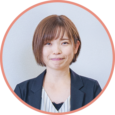 女性の写真
