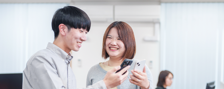女性の写真