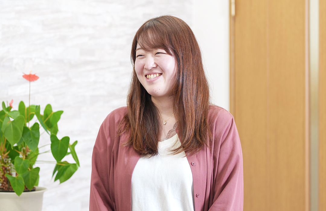 女性の写真