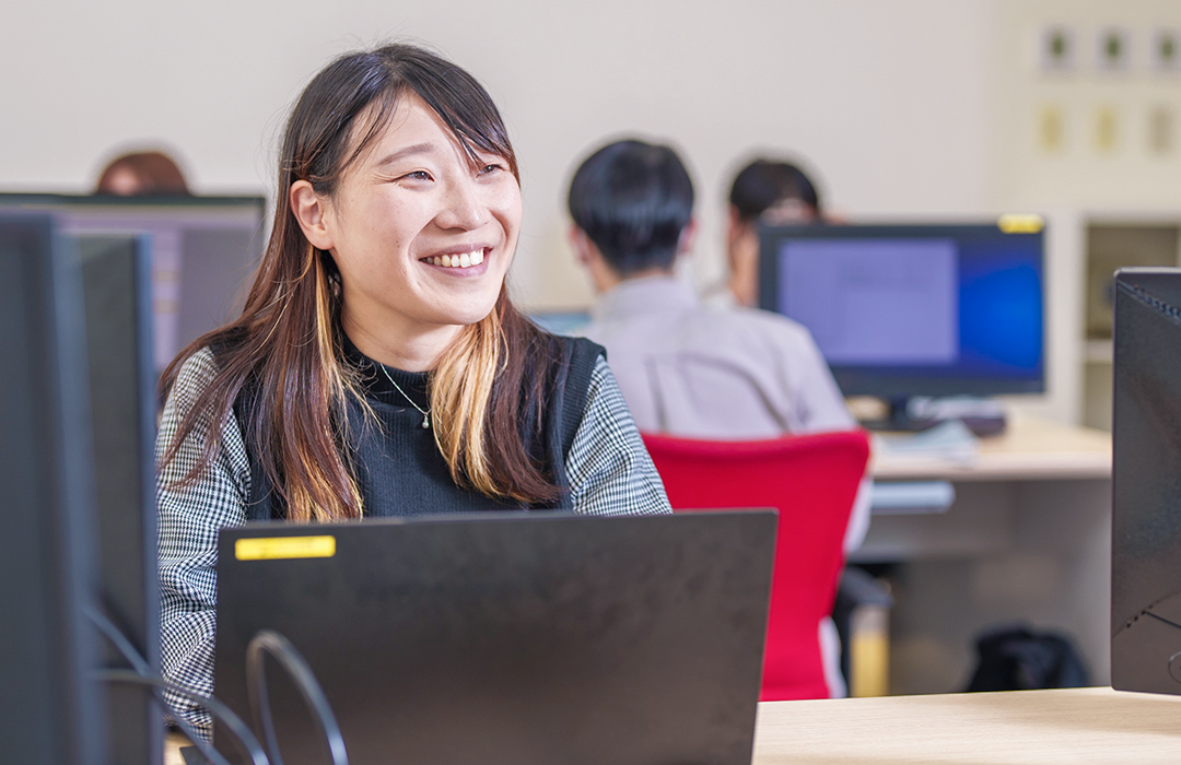 女性の写真
