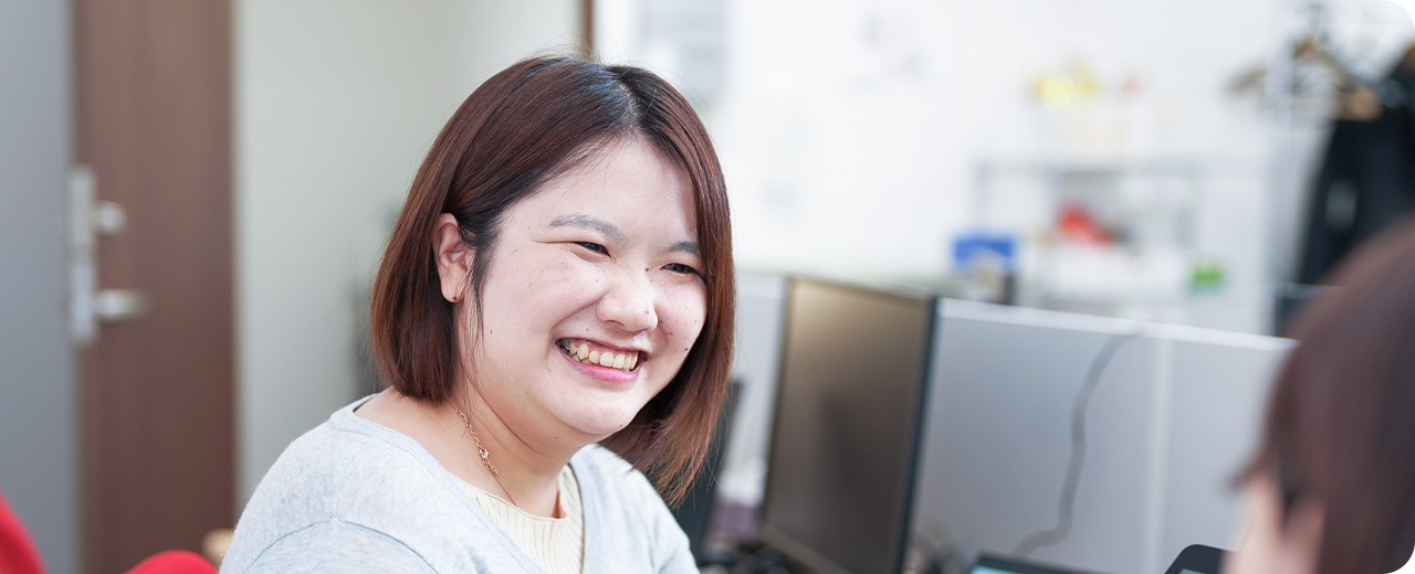 女性の写真