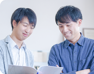 2名の男性の写真